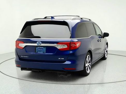 Used 2019 Honda Odyssey Elite image 5
