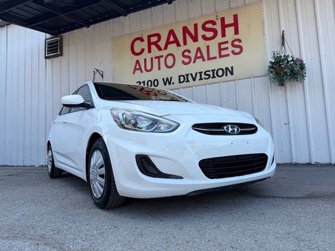 Used 2016 Hyundai Accent SE FWD image 1