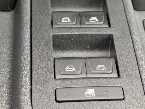 New 2025 Ford Bronco Badlands image 28