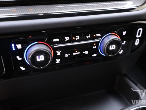 New 2026 Chevrolet Silverado 1500 ZR2 image 26