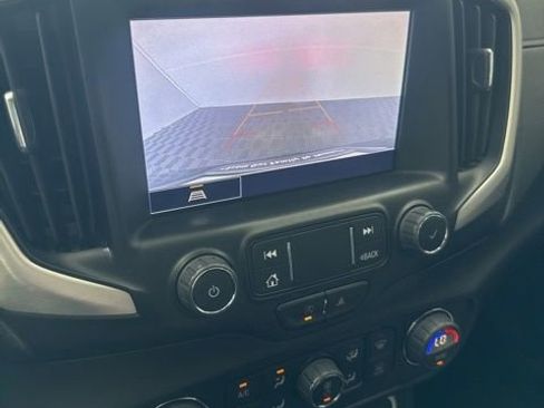 Used 2022 GMC Terrain SLT w/ Elevation Edition FWD image 6