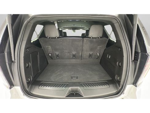 Used 2025 Chevrolet Tahoe LT AWD/4WD image 19