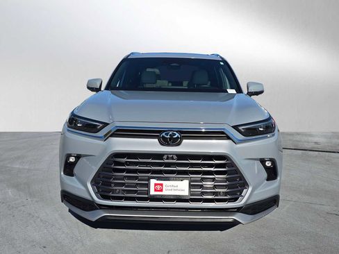 Certified 2025 Toyota Grand Highlander AWD Hybrid image 2