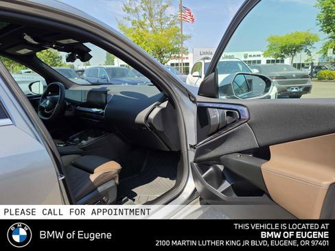 Used 2025 BMW X3 xDrive30i w/ Convenience Package AWD/4WD image 10