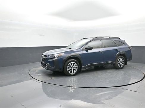 Used 2025 Subaru Outback w/ Popular Package #1A image 4