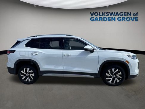 New 2025 Volkswagen Tiguan S image 8