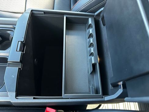 New 2026 Ford F350 Lariat w/ Black Appearance Package image 78