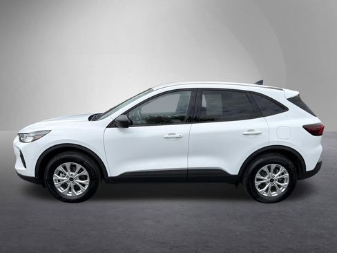 Used 2025 Ford Escape Active AWD/4WD image 3