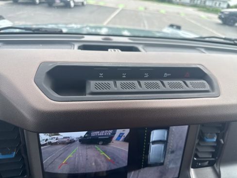 Used 2022 Ford Bronco Outer Banks w/ Sasquatch Package AWD/4WD image 20