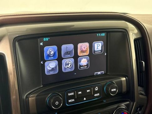 Used 2015 Chevrolet Silverado 2500 High Country w/ Duramax Plus Package AWD/4WD image 22