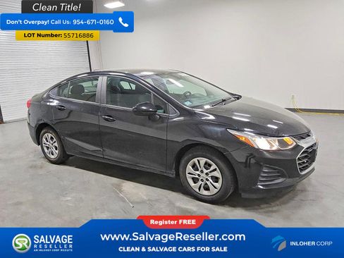 Used 2019 Chevrolet Cruze LS FWD image 5
