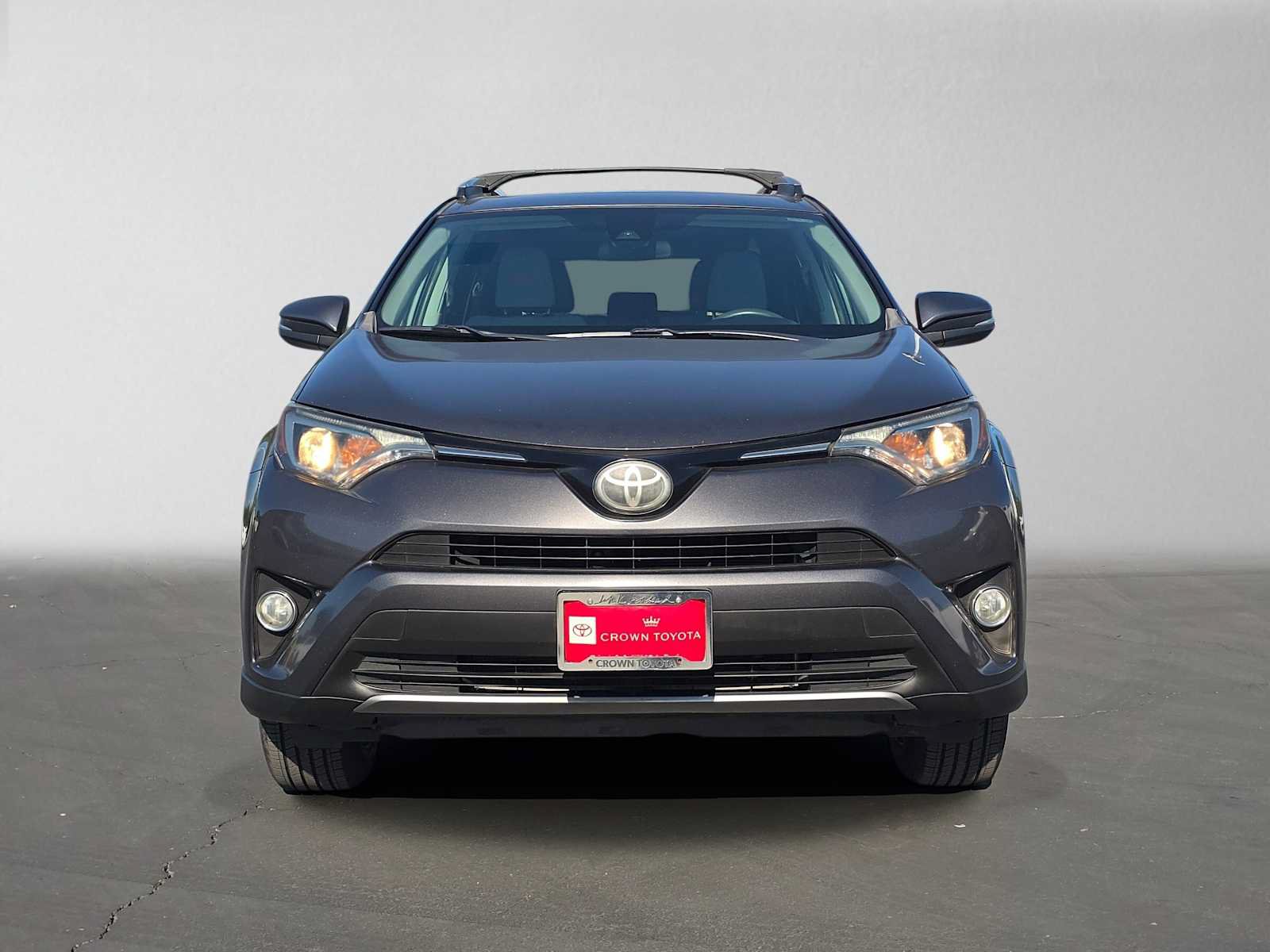 Used 2018 Toyota RAV4 XLE FWD image 8
