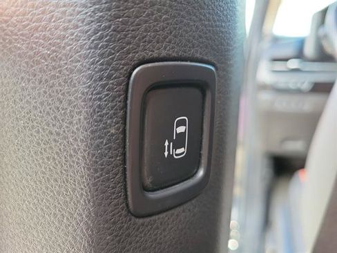 Used 2022 Kia Carnival SX FWD image 11