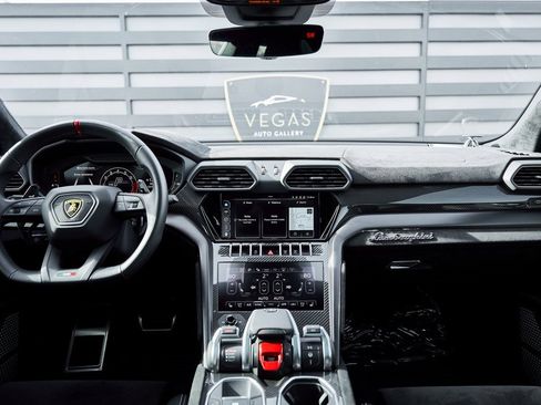Used 2024 Lamborghini Urus Performante image 58