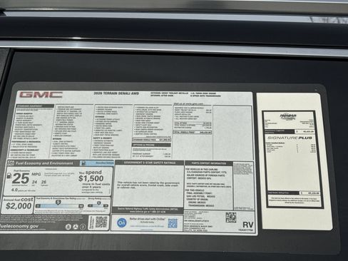 New 2026 GMC Terrain Denali w/ LPO, Floor Liner Package image 38