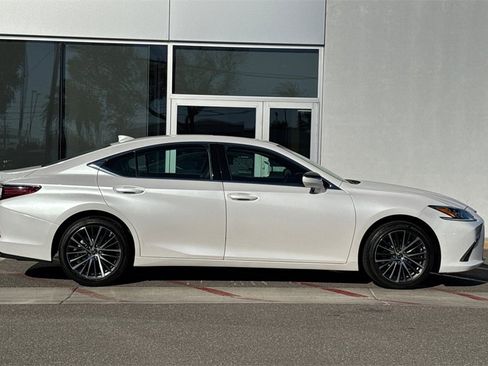 Used 2023 Lexus ES 350 350 image 3