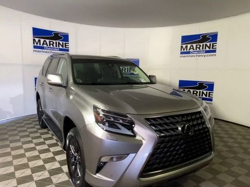 Used 2023 Lexus GX 460 Premium w/ Premium Plus Package AWD/4WD image 4