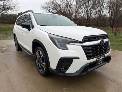 New 2026 Subaru Ascent Limited AWD/4WD image 8
