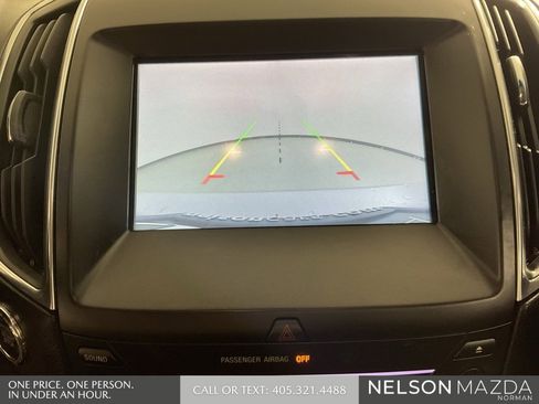 Used 2018 Ford Edge Titanium image 31