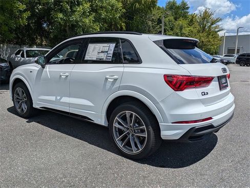 Used 2025 Audi Q3 2.0T Premium image 16