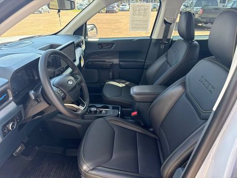 Used 2026 Ford Maverick Lobo AWD/4WD image 15