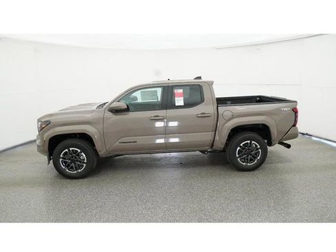 New 2026 Toyota Tacoma TRD Sport image 3
