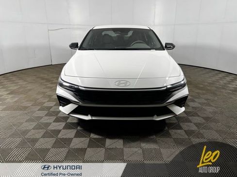 Used 2026 Hyundai Elantra Sport FWD image 6