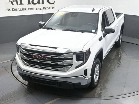 Used 2022 GMC Sierra 1500 SLE AWD/4WD image 45