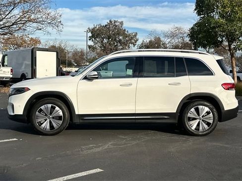 Used 2023 Mercedes-Benz EQB 300 4MATIC w/ Exclusive Package image 7