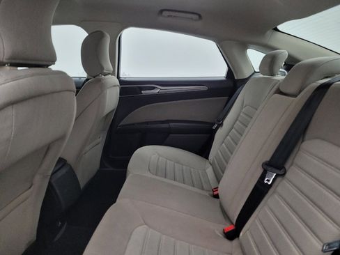 Used 2019 Ford Fusion S image 18