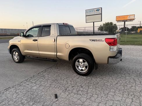 Used 2010 Toyota Tundra 4x4 Double Cab image 6
