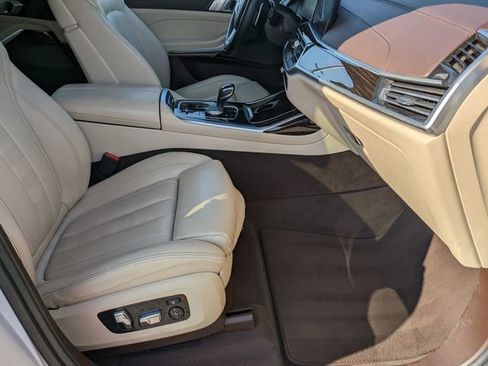 Used 2019 BMW X7 xDrive40i w/ Premium Package image 32