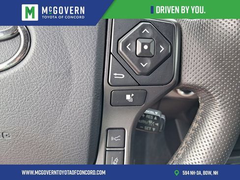 Used 2019 Toyota Tacoma TRD Off-Road w/ Technology Package AWD/4WD image 21
