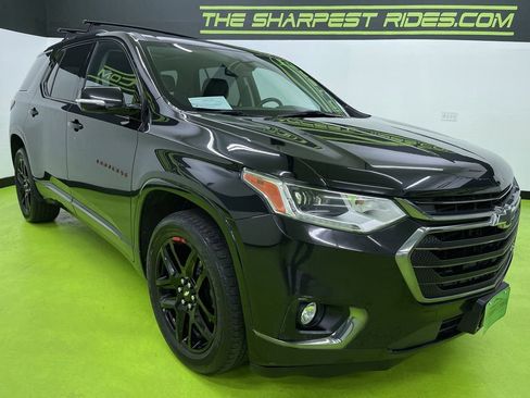 Used 2019 Chevrolet Traverse Premier w/ Redline Edition image 2