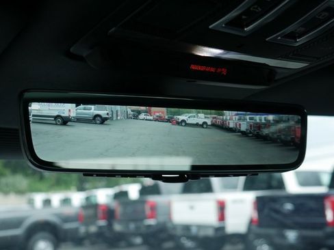 Used 2023 Land Rover Defender 90 Carpathian Edition image 6