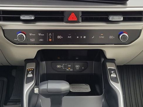New 2026 Kia Sorento S AWD/4WD image 17
