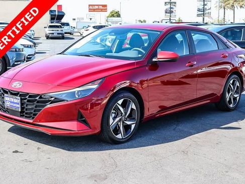Certified 2023 Hyundai Elantra SEL w/ Convenience Package FWD image 3