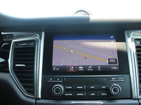 Used 2018 Porsche Macan S AWD/4WD image 55