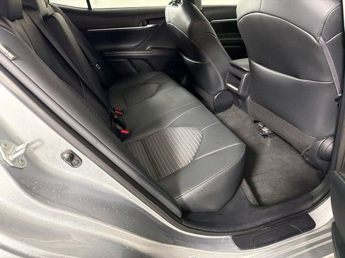 Used 2023 Toyota Camry SE image 15