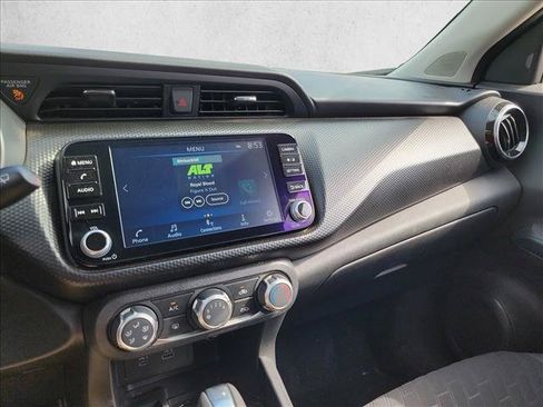 Used 2024 Nissan Kicks SV w/ Interior Electronics Package FWD image 21