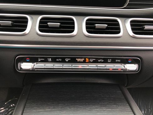 Certified 2022 Mercedes-Benz GLE 350 4MATIC w/ AMG Line Exterior image 30