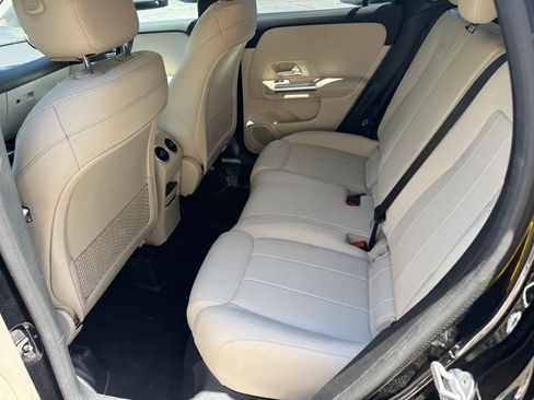 Used 2021 Mercedes-Benz GLA 250 image 23