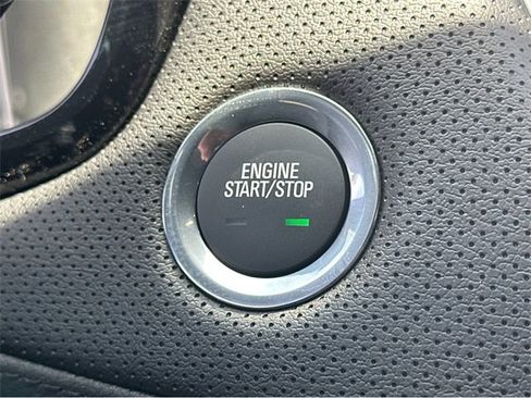 New 2025 Cadillac XT5 Premium Luxury image 30