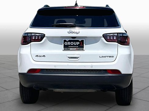 Used 2025 Jeep Compass Limited AWD/4WD image 5