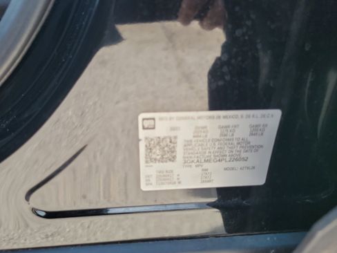Used 2023 GMC Terrain SLE w/ Driver Convenience Package FWD image 30