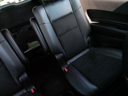 Used 2022 Dodge Durango R/T w/ Blacktop Package AWD/4WD image 14