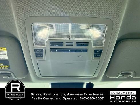 Used 2017 Toyota Highlander XLE image 10