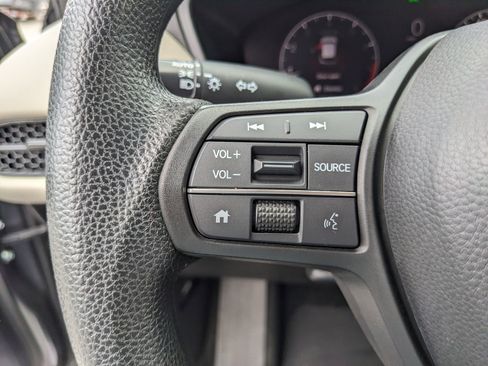 Used 2023 Honda HR-V LX image 33