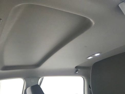 Used 2022 Chevrolet Silverado 1500 LT image 23