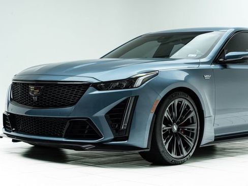 Used 2024 Cadillac CT5 V Blackwing w/ Carbon Fiber Package 2 image 10